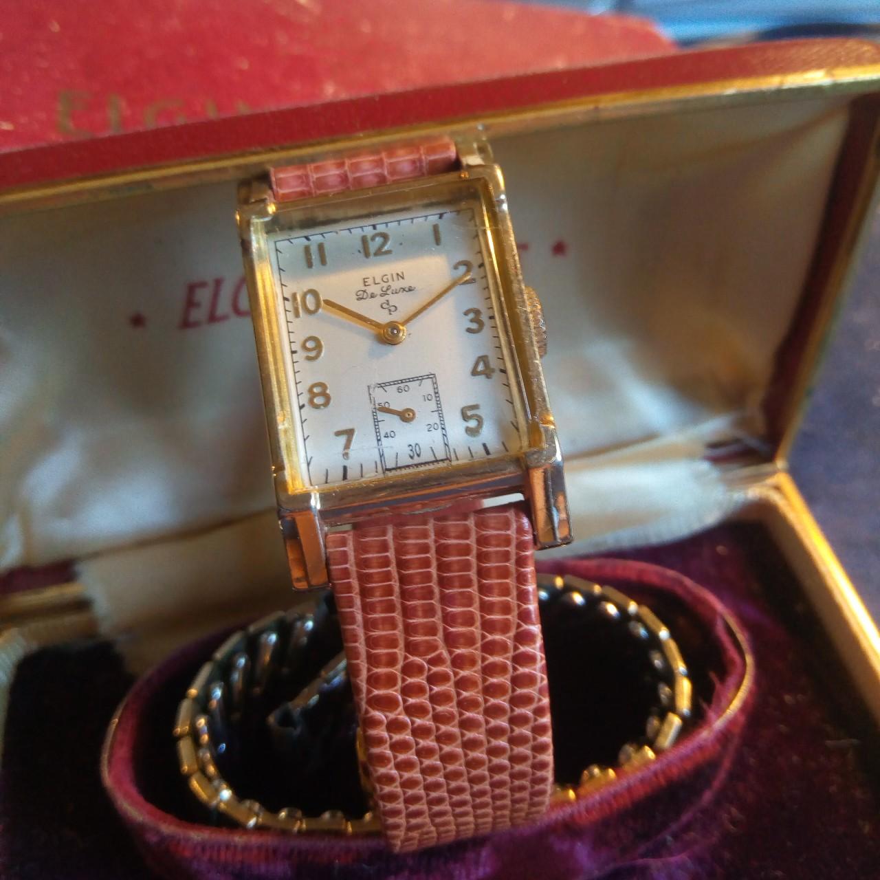 Sold at Auction: Vintage Elgin DeLuxe Wrist Watch