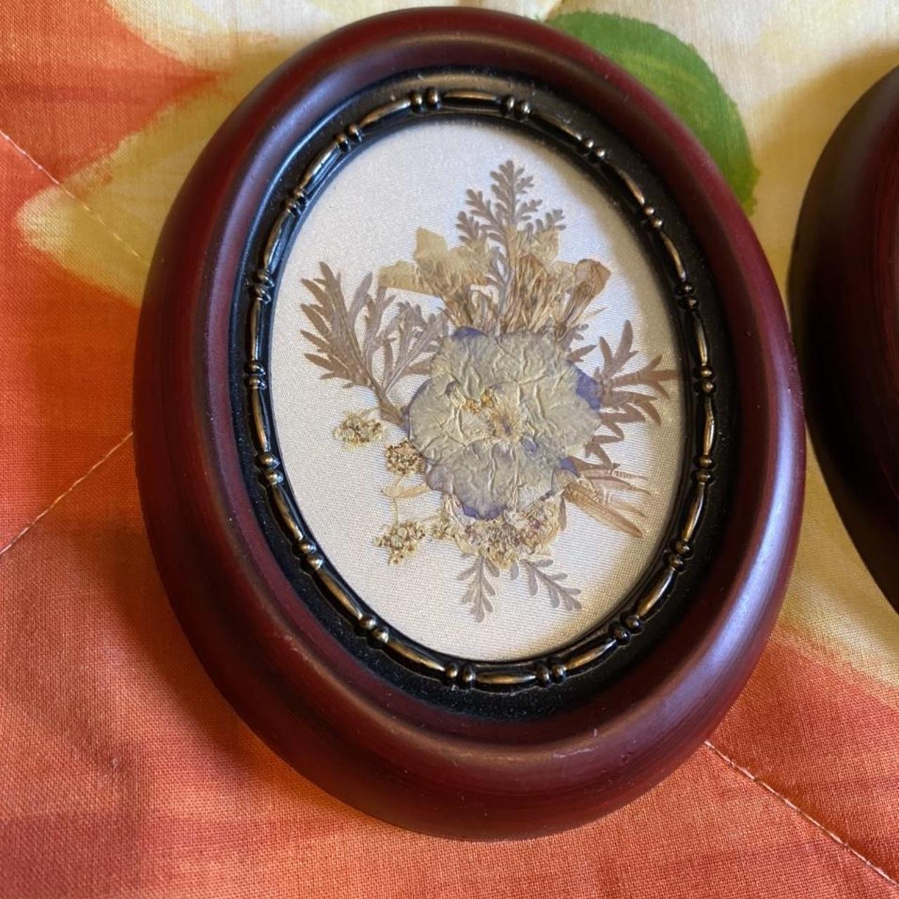 Pair of small oval vintage pressed flower framed... - Depop