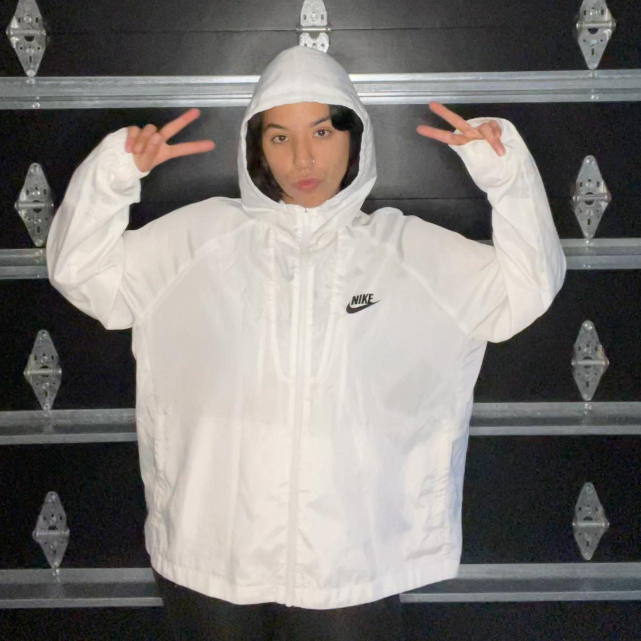 mens nike windbreaker white