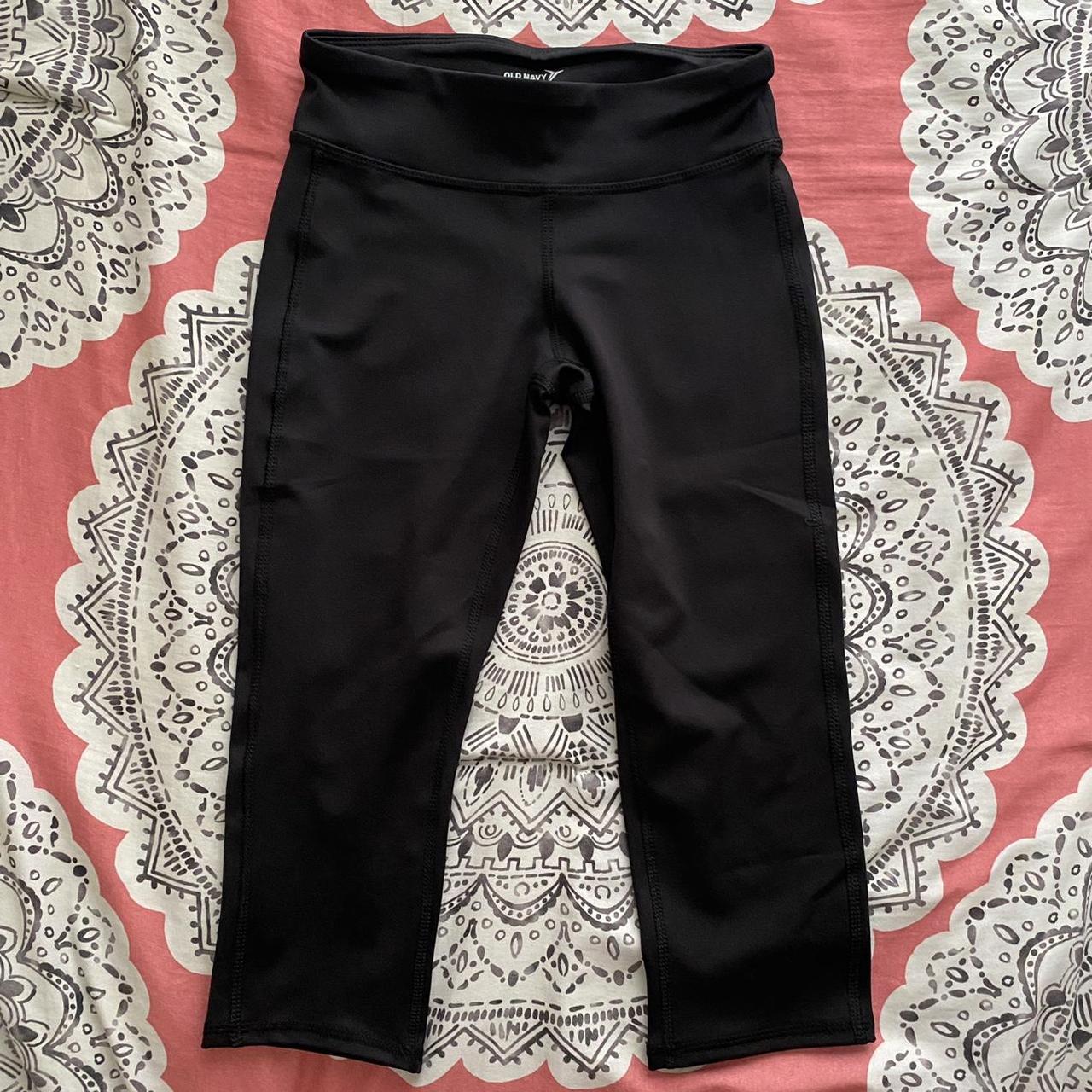 Girls Old Navy Black Crop Leggings. NWOT. Kids Size - Depop