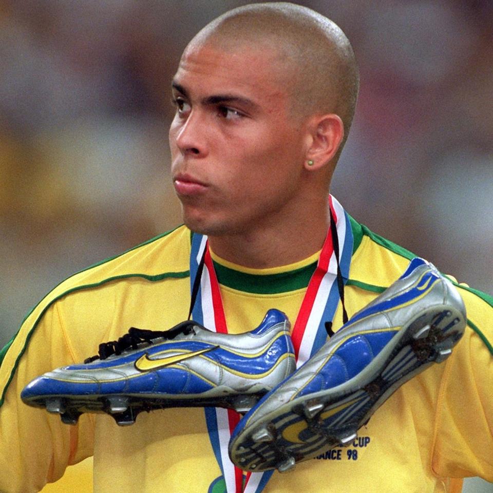 ronaldo r9 trainers