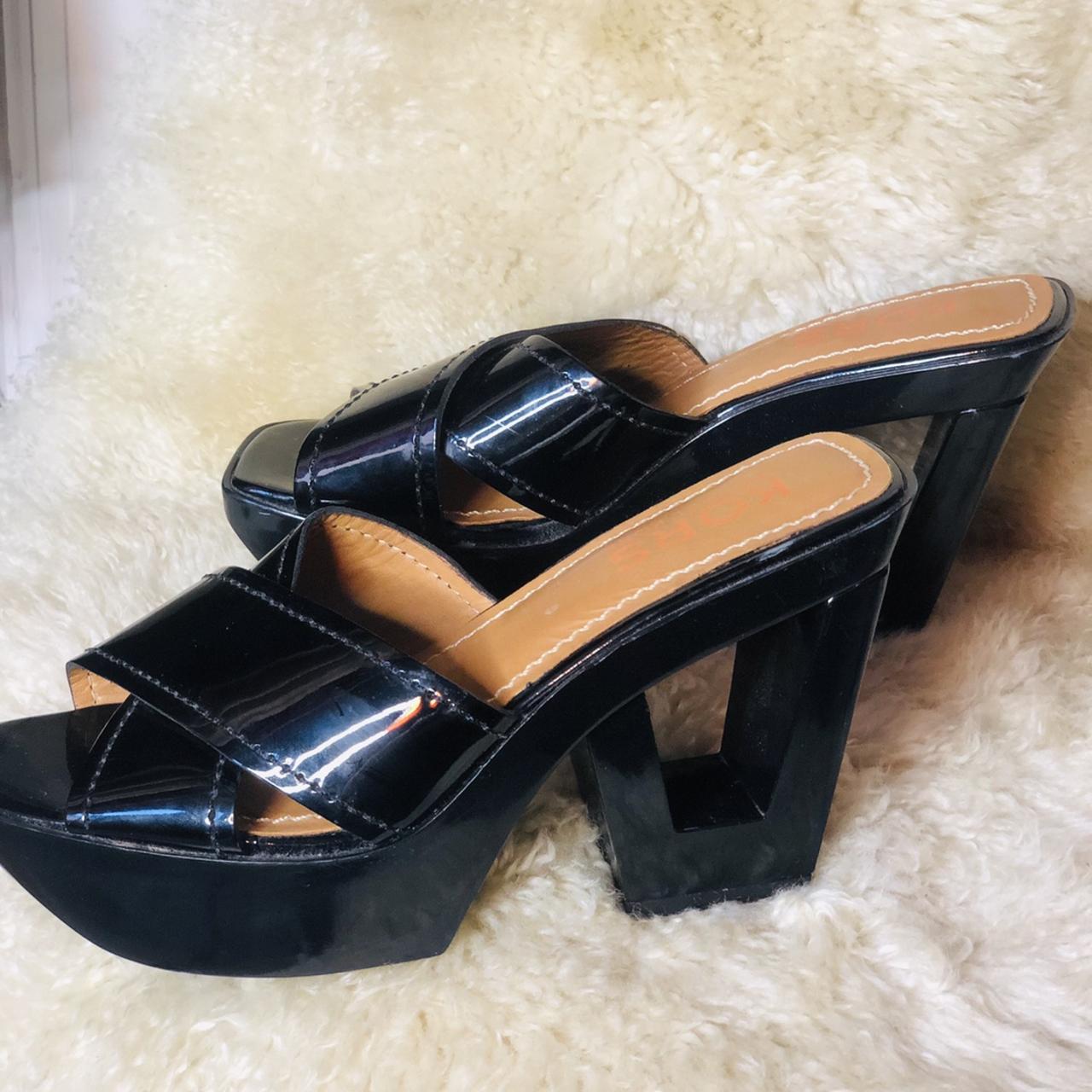 kors heels