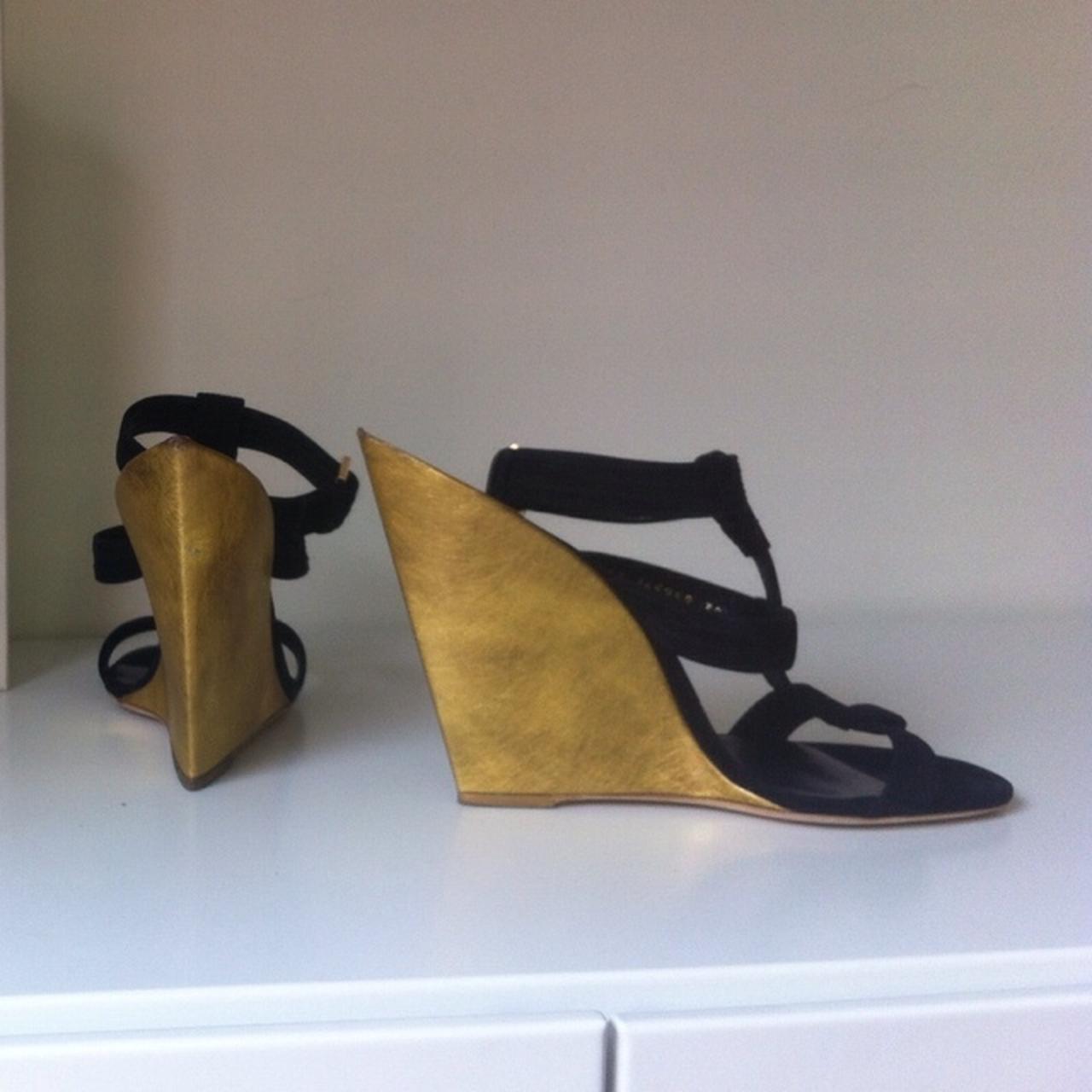 Yves saint clearance laurent gold shoes