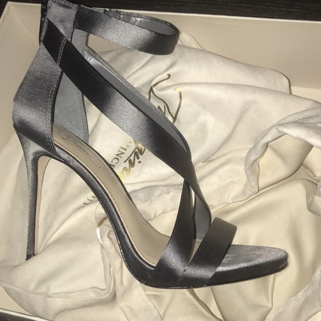 Vince Camuto Women's Grey and Silver Courts