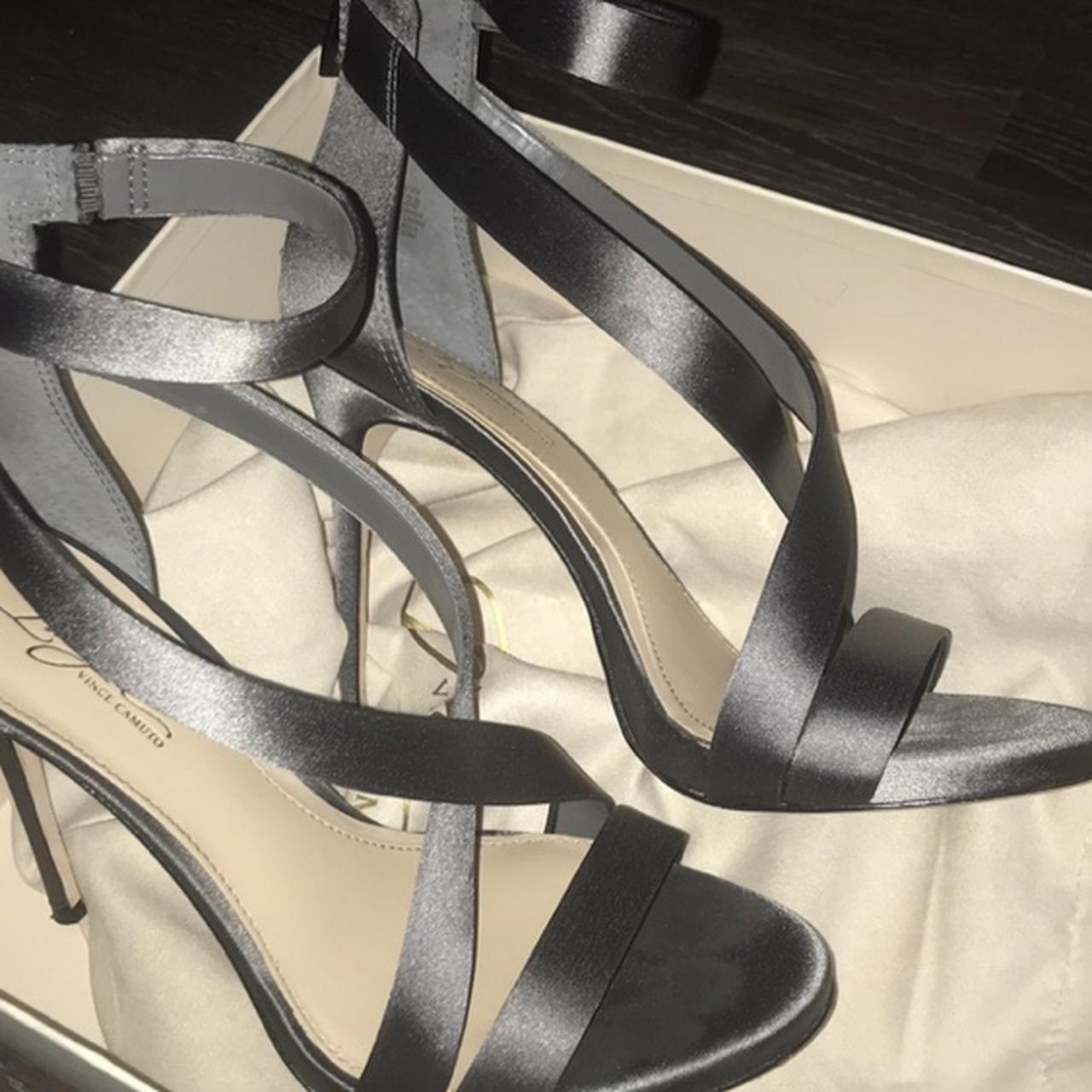 Vince Camuto Women's Grey and Silver Courts (2)
