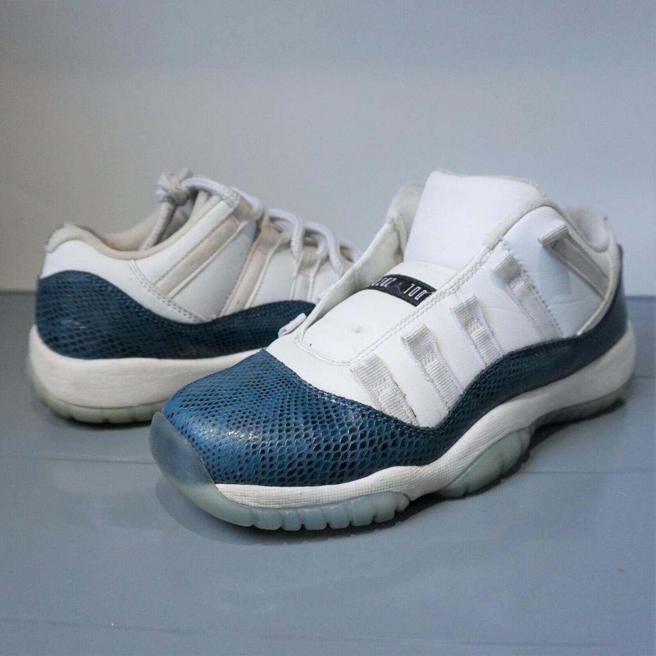 size 11 nike air jordan xi shoes