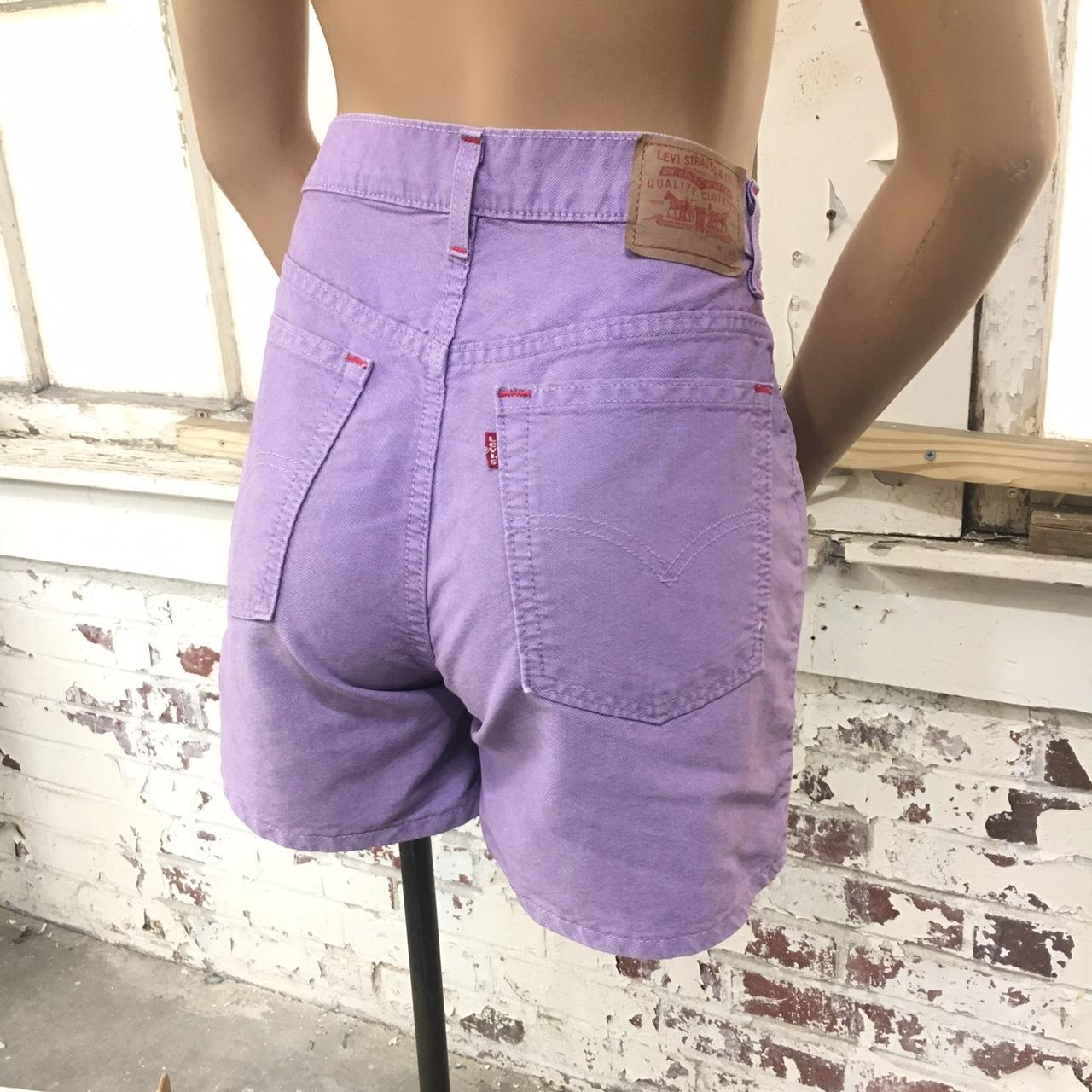 purple levis shorts