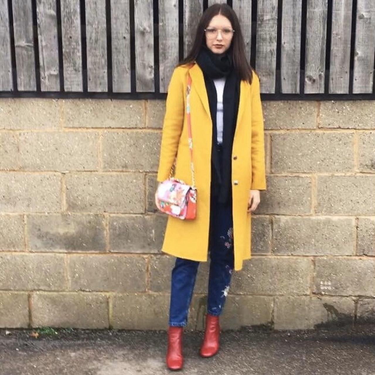 TOPSHOP yellow wool Worn a couple of times