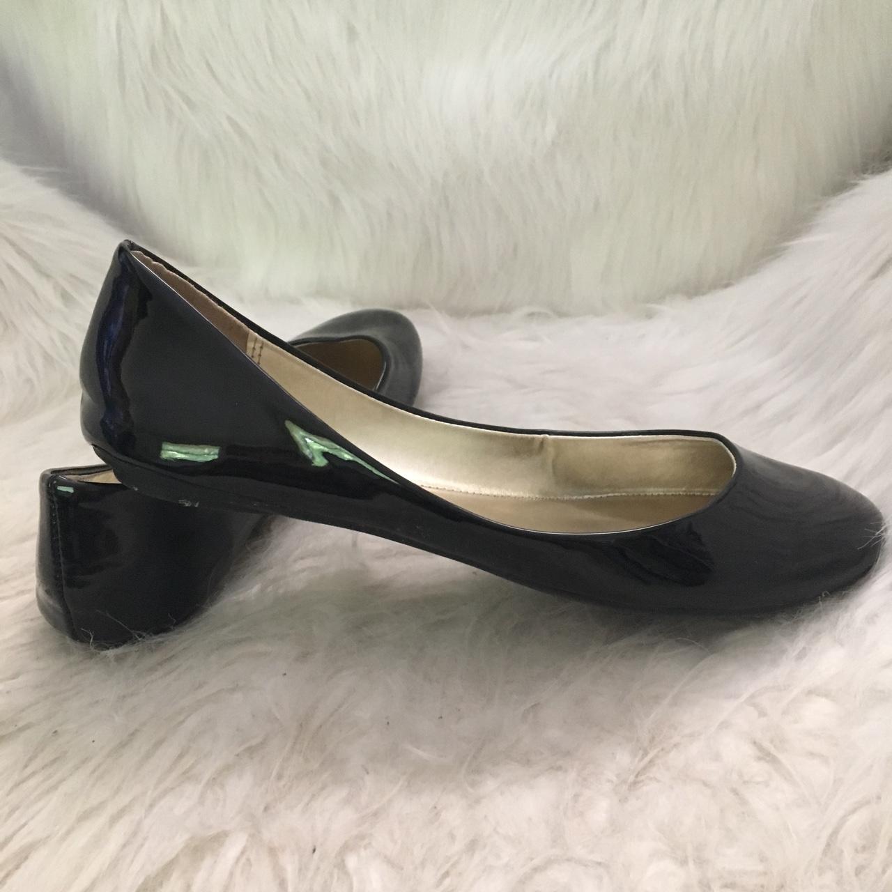 Xhilaration flats deals