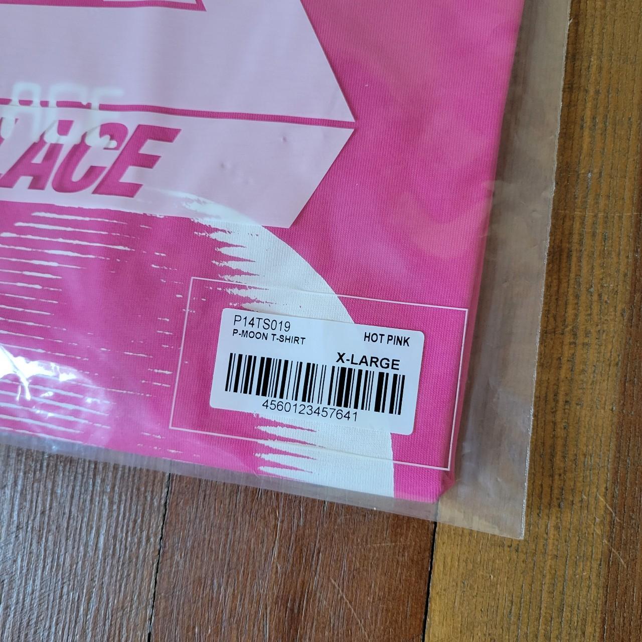 Palace Men's Pink and White T-shirt (3)
