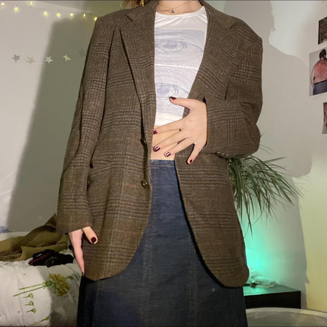 Oversize brown blazer jacket seen on a size 8 work... Depop
