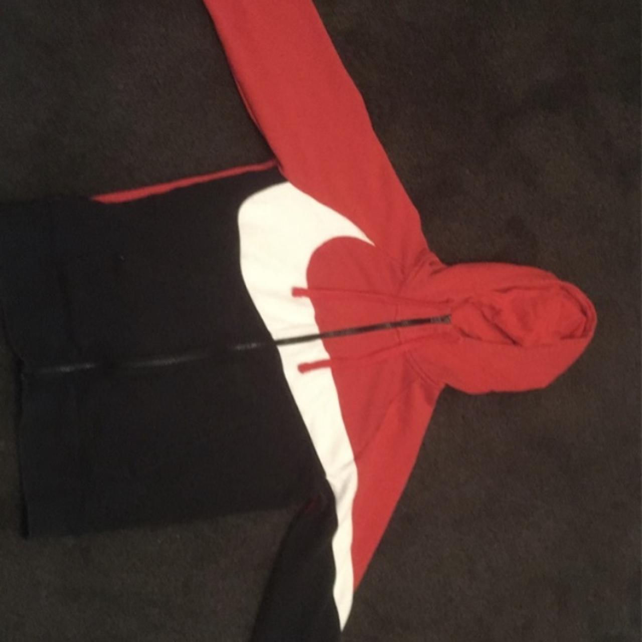 mens red nike jumper