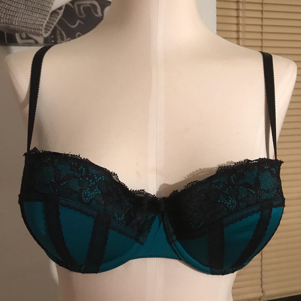 36B Padded Bra Love Valentines Underwire Fruit of - Depop