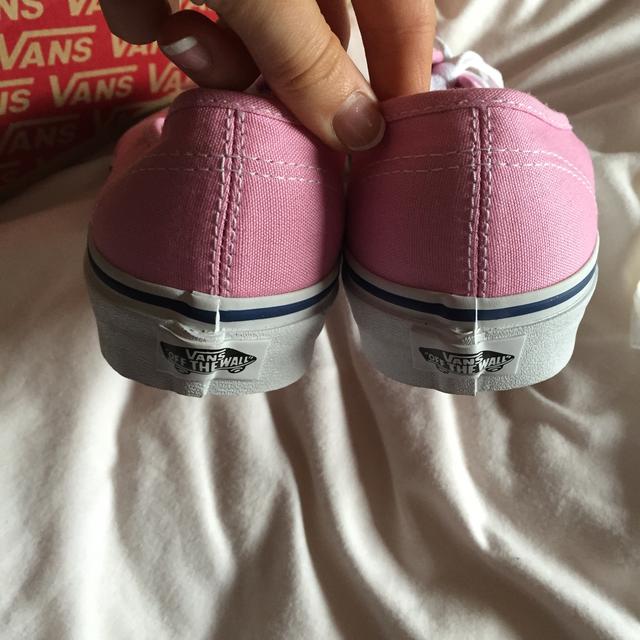 Light pink authentic on sale vans