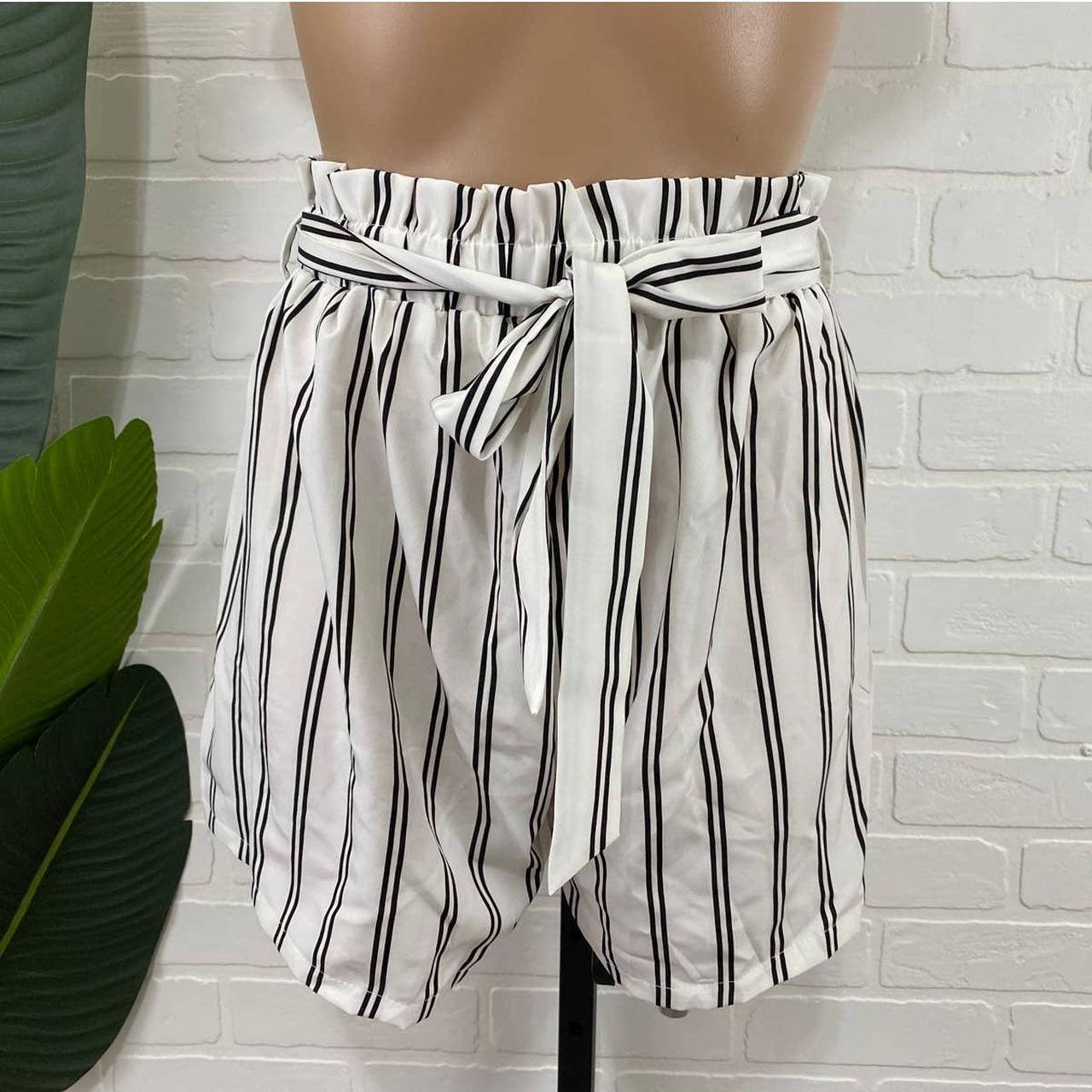 SHEIN Women's White Shorts | Depop