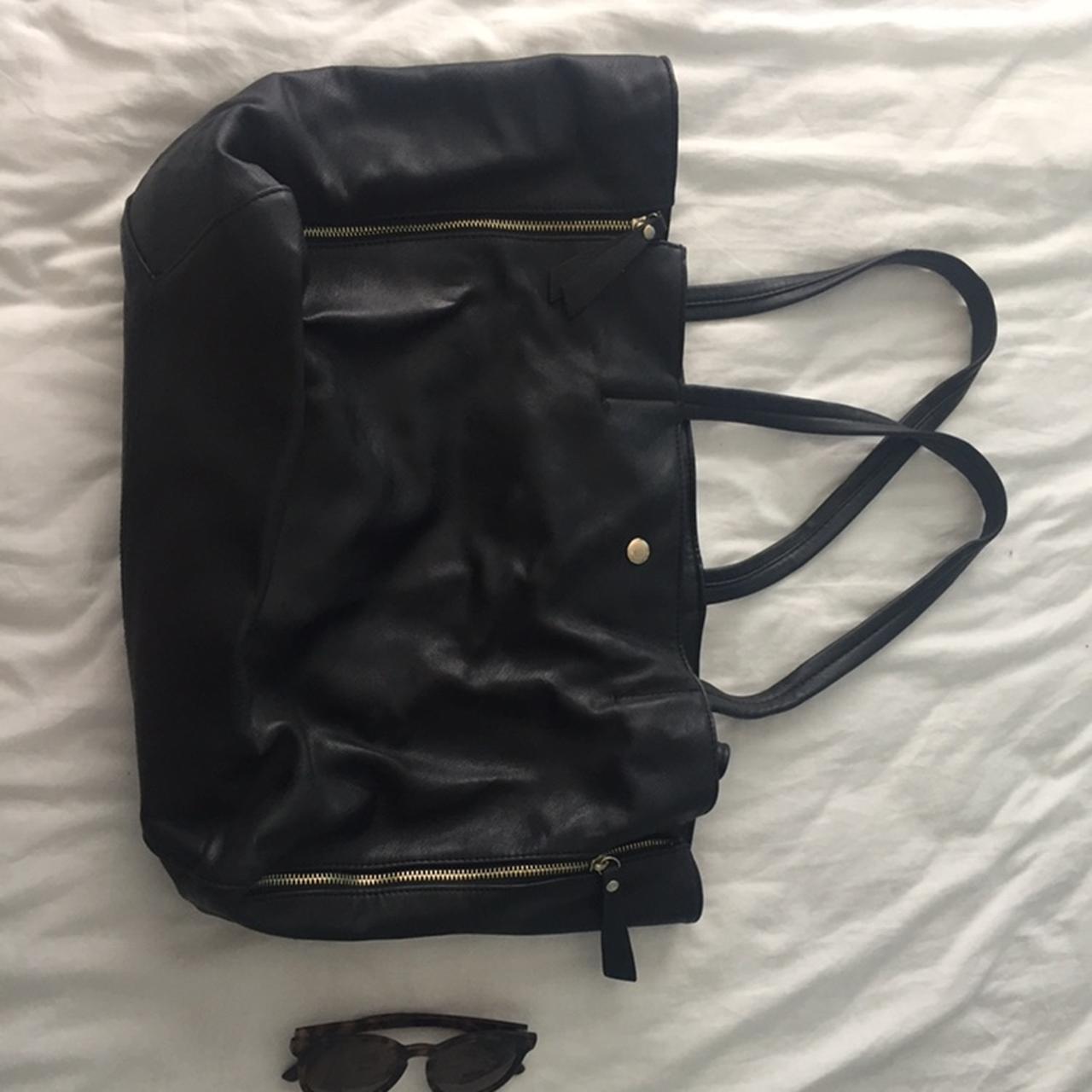 Black Sportsgirl soft leather bag Has 4 zippers on... Depop