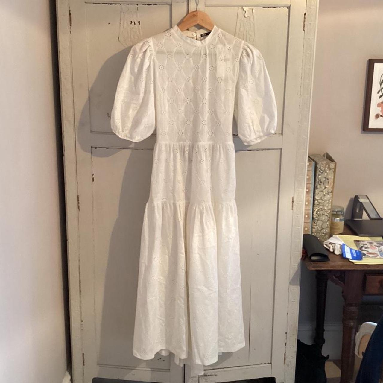 Lovely broderie anglaise cottagecore white Zara... - Depop