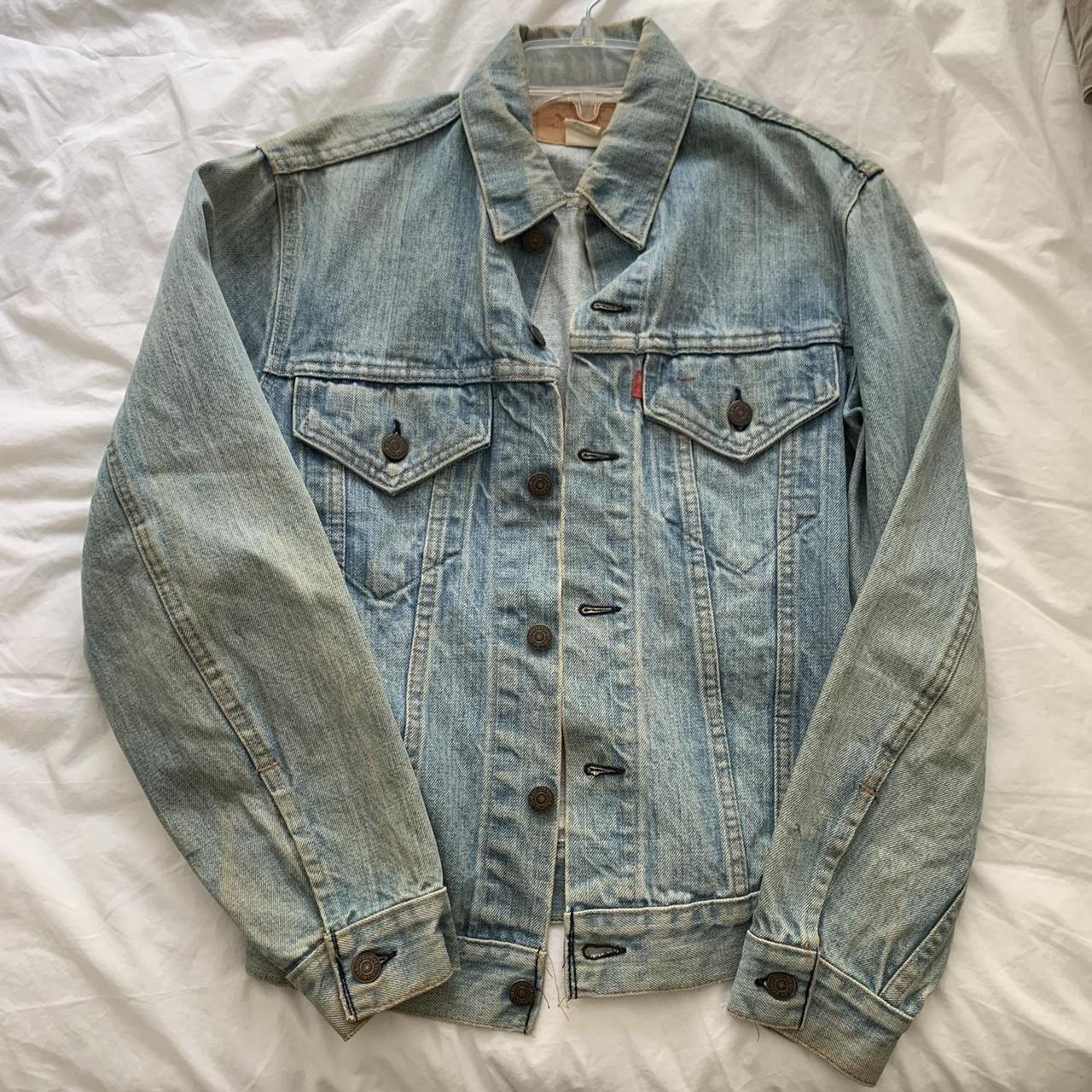 Levis vintage denim jacket Size S - Depop