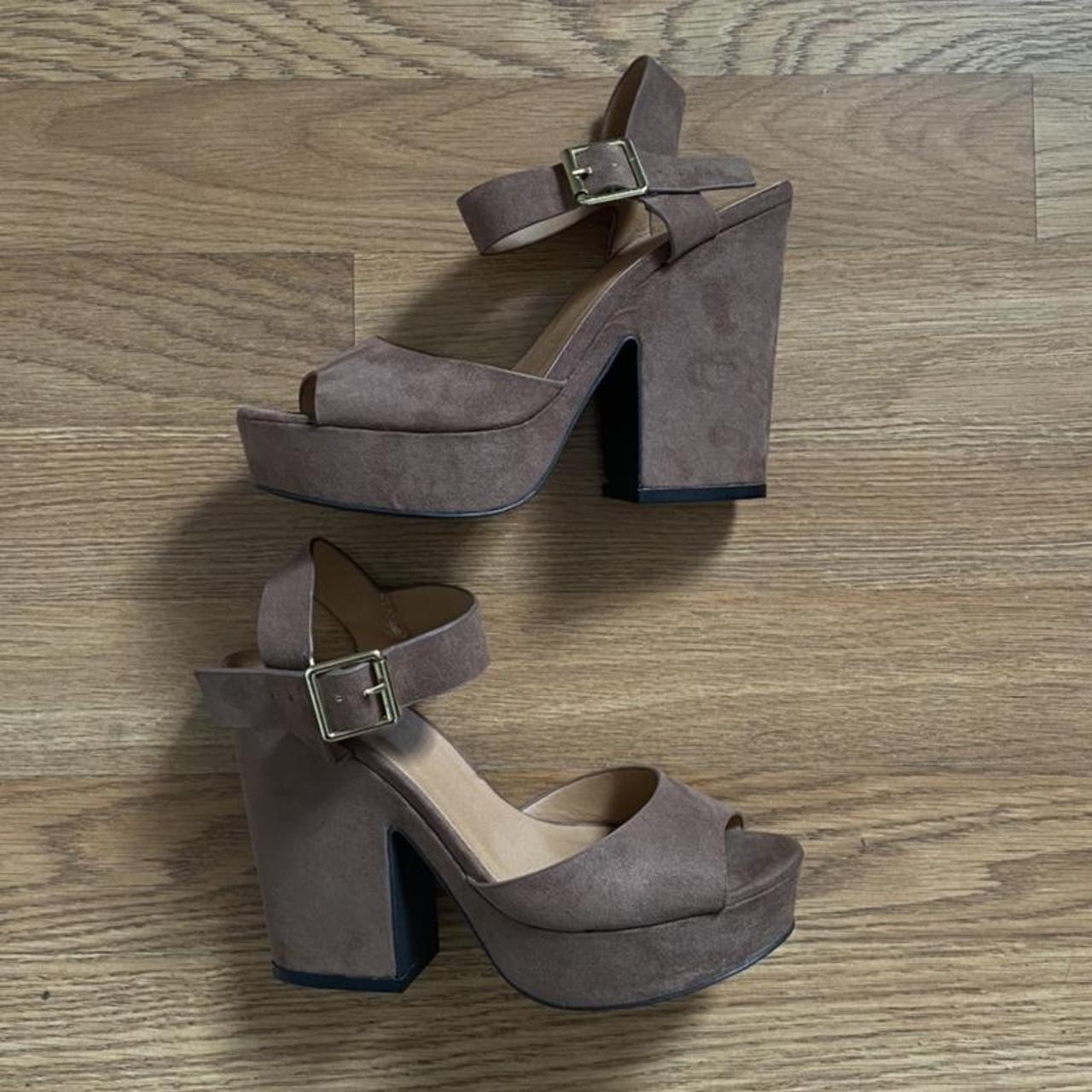 Taupe on sale chunky heels