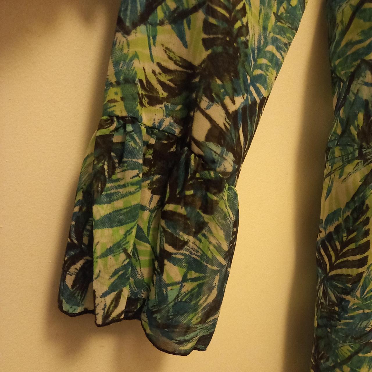 Boohoo Women's Coverups Depop