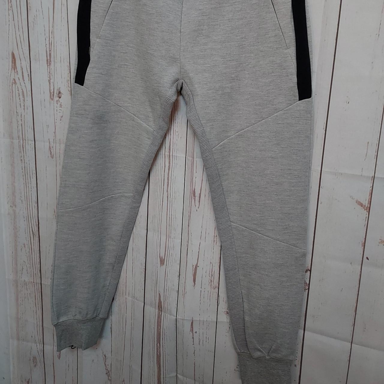 Pull&Bear Men's Grey and Black Joggers-tracksuits (2)