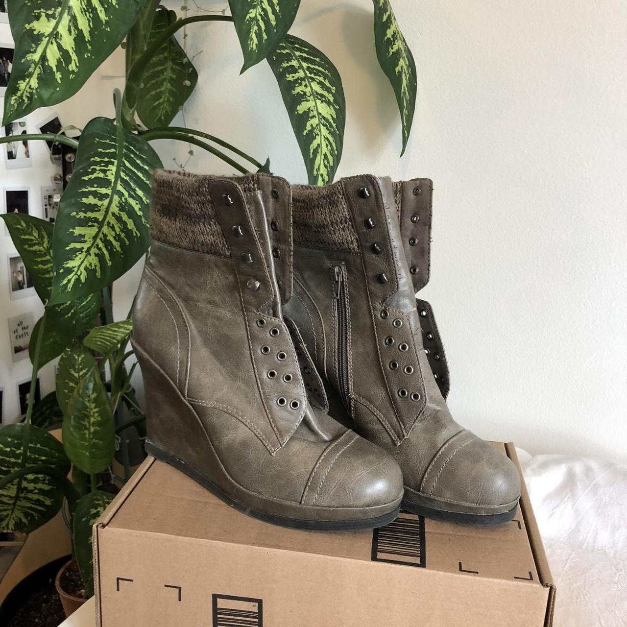 Target best sale grey boots