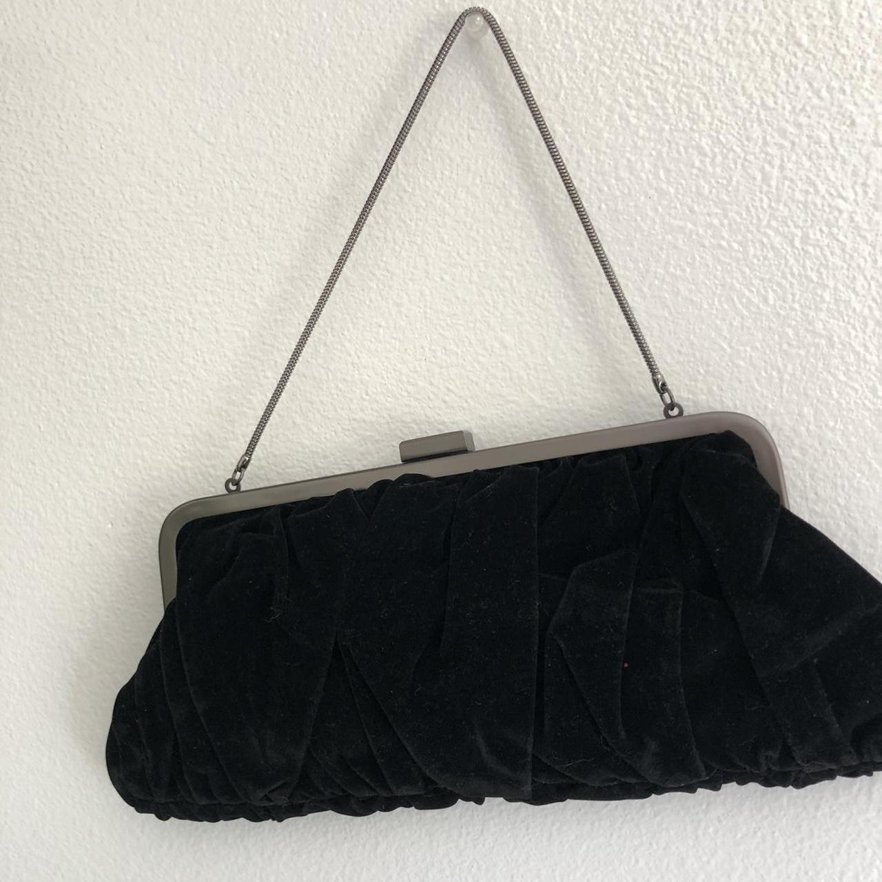 Velvet Mary Kay clutch Great condition Comes with Depop