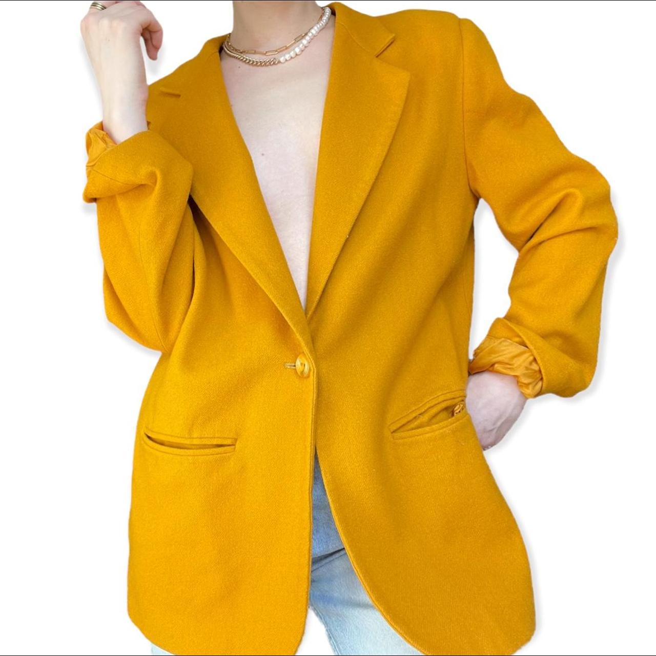 Sag Harbor Women's Yellow Jacket Depop