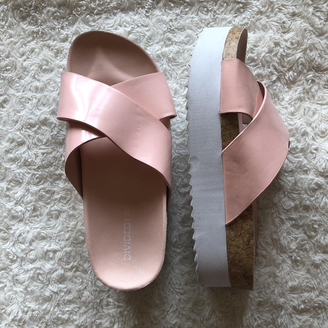 Super cute H&M platform salmon pink sliders Depop