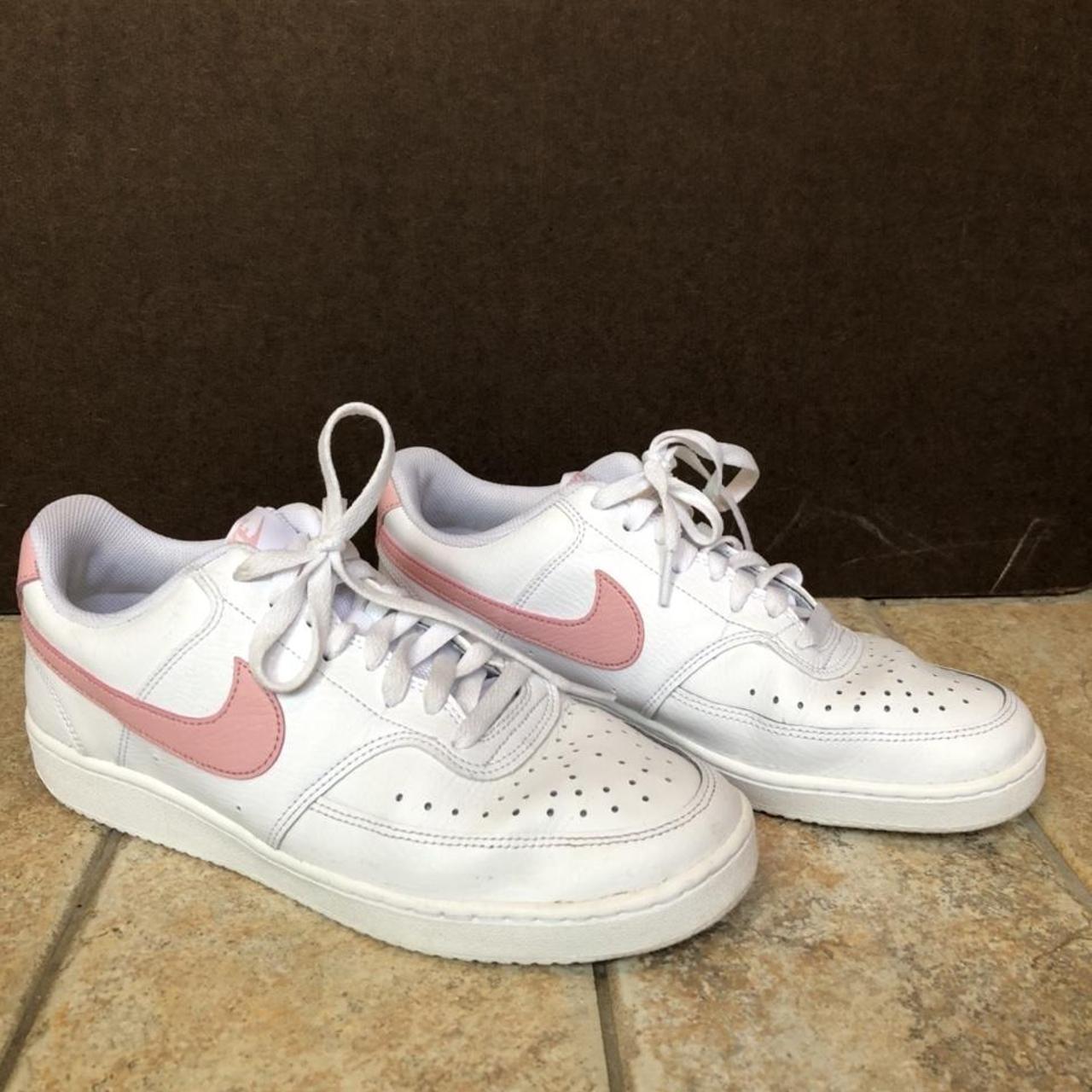 fluorescent pink nike shoes