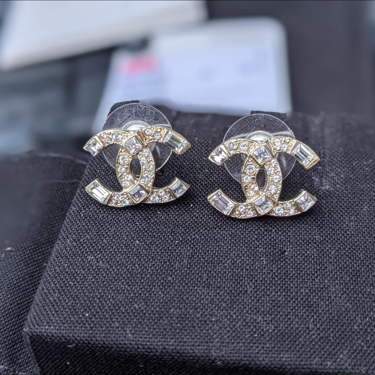 Authentic Chanel CC logo Earrings with crystals