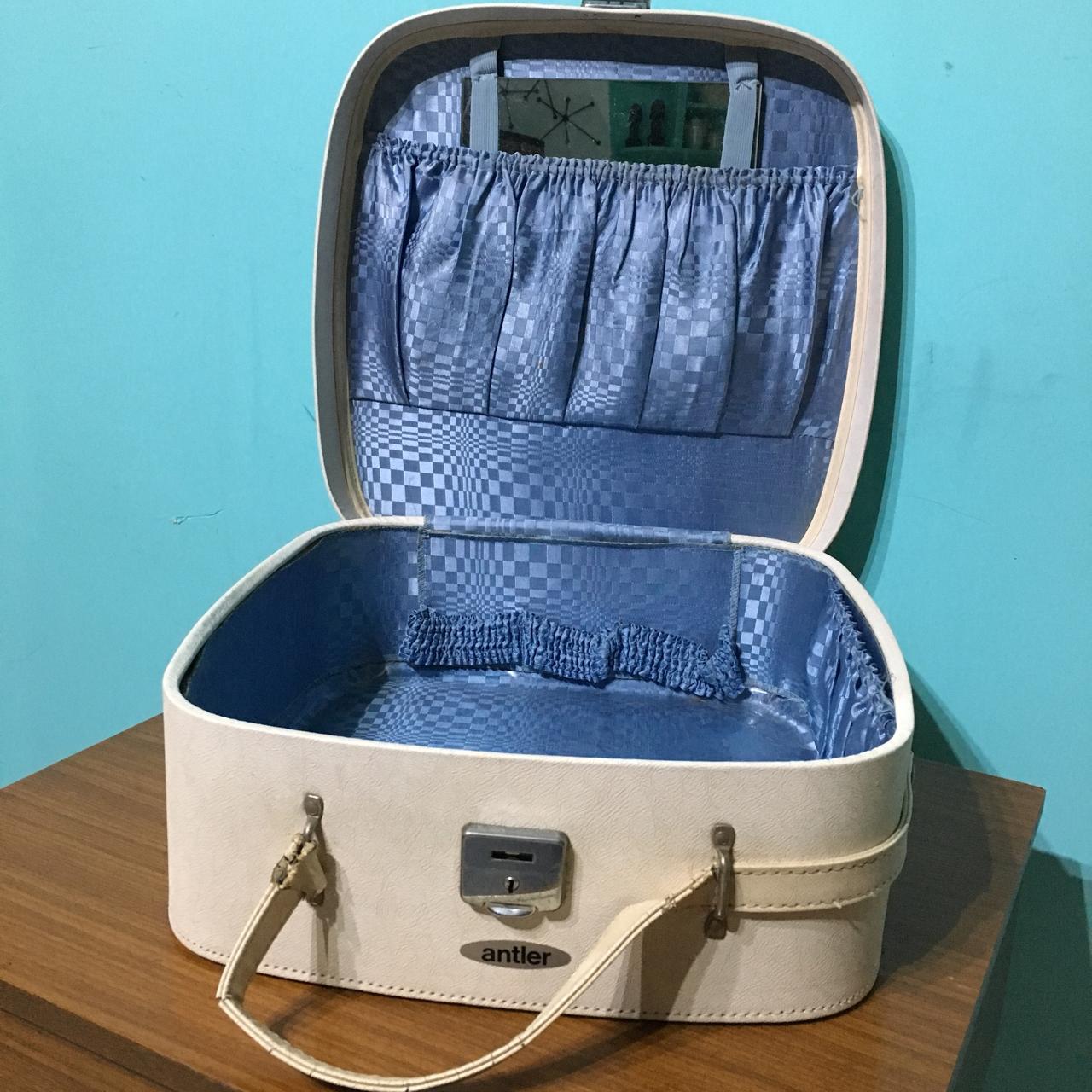 1960s vanity case