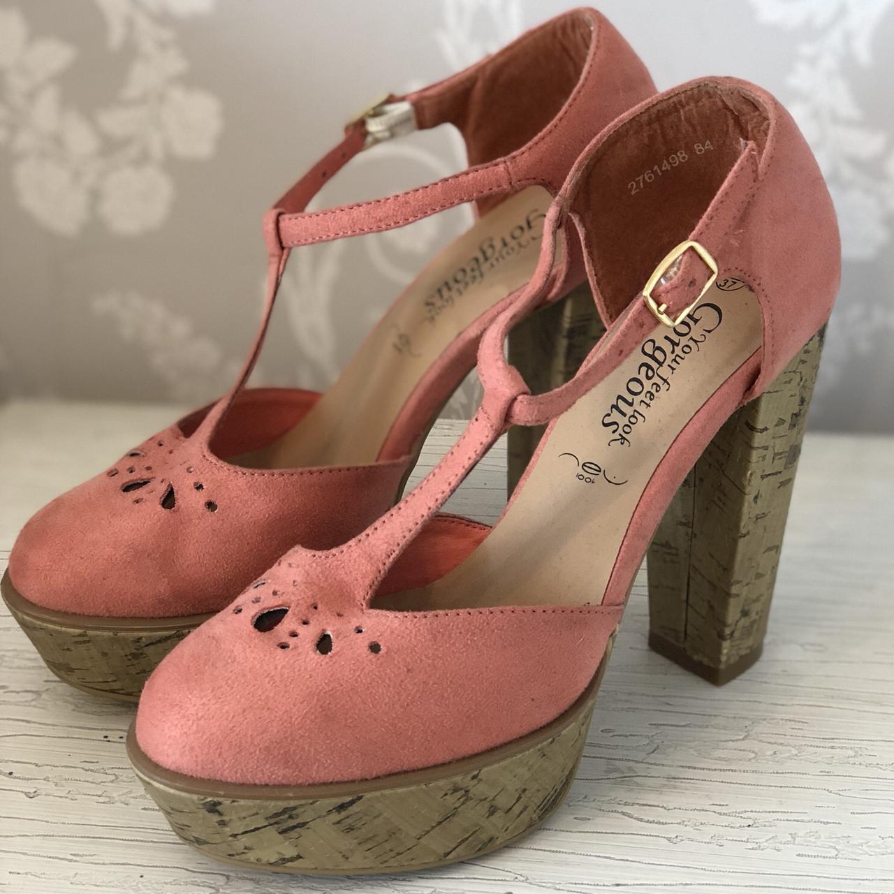 Coral hot sale coloured heels