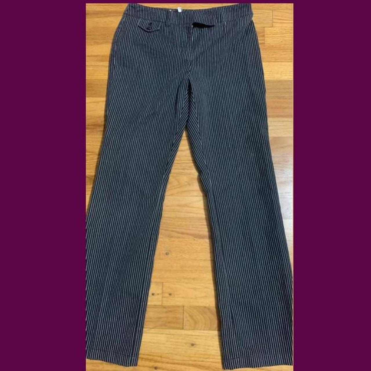 Jones New York Women's Black and White Trousers Depop