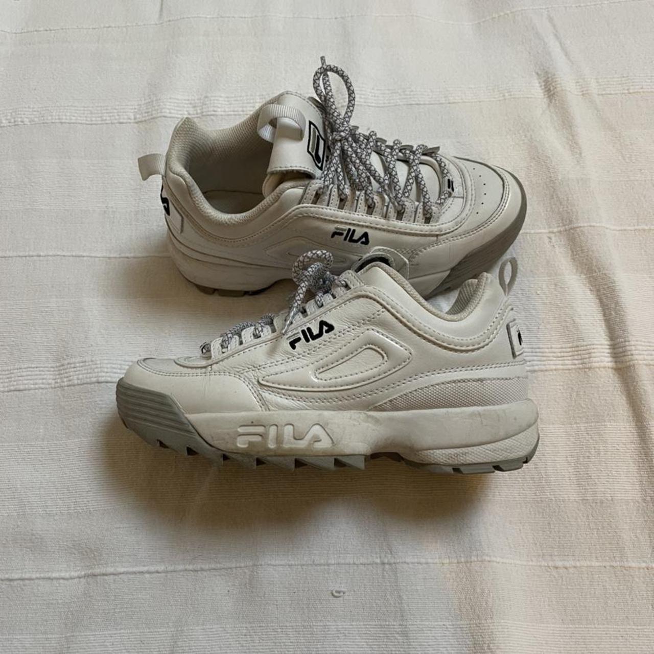 Fila disruptor Grey and white with grey reflective