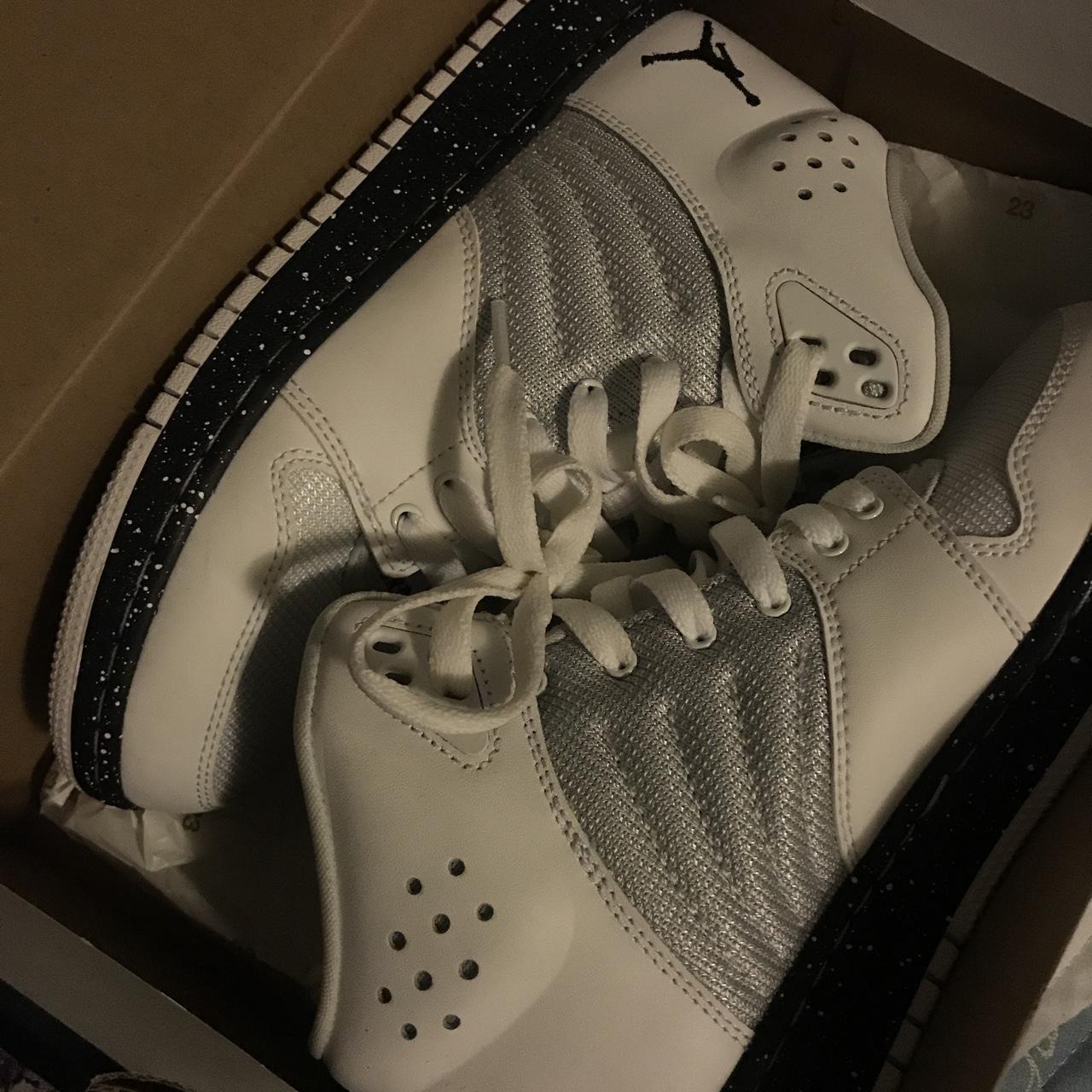 Nike Jordan Flight This is a 5Y so about Depop