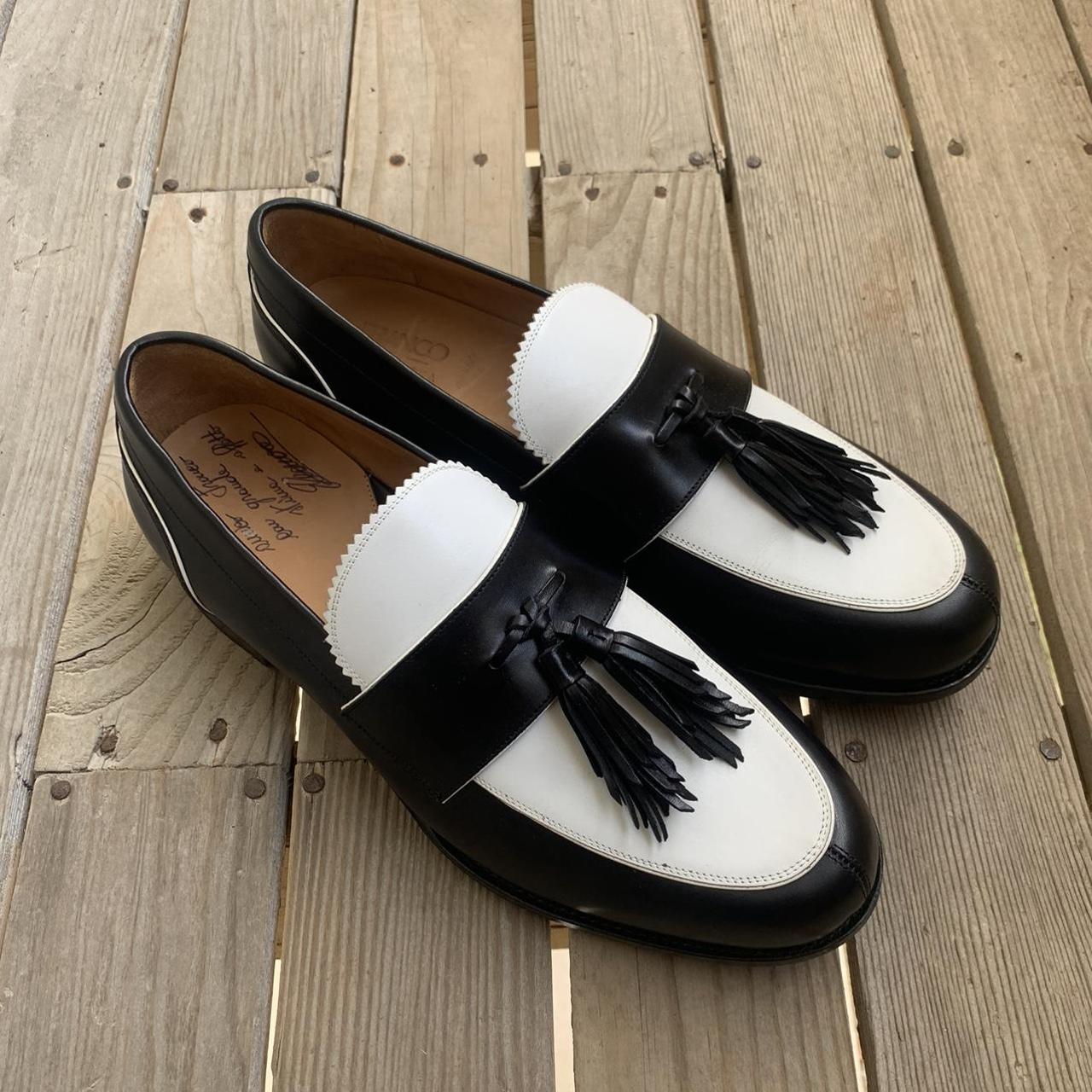 Dunhill Men's Black and White Loafers