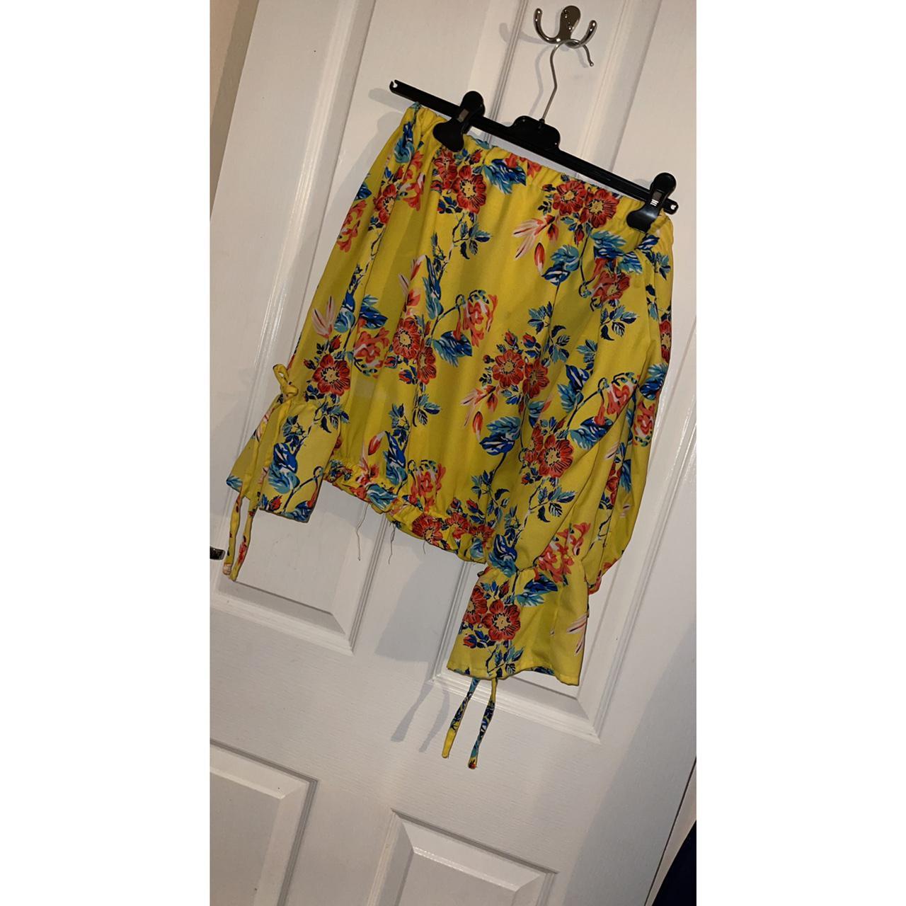 Yellow floral off the shoulder top Size 14 Never... Depop
