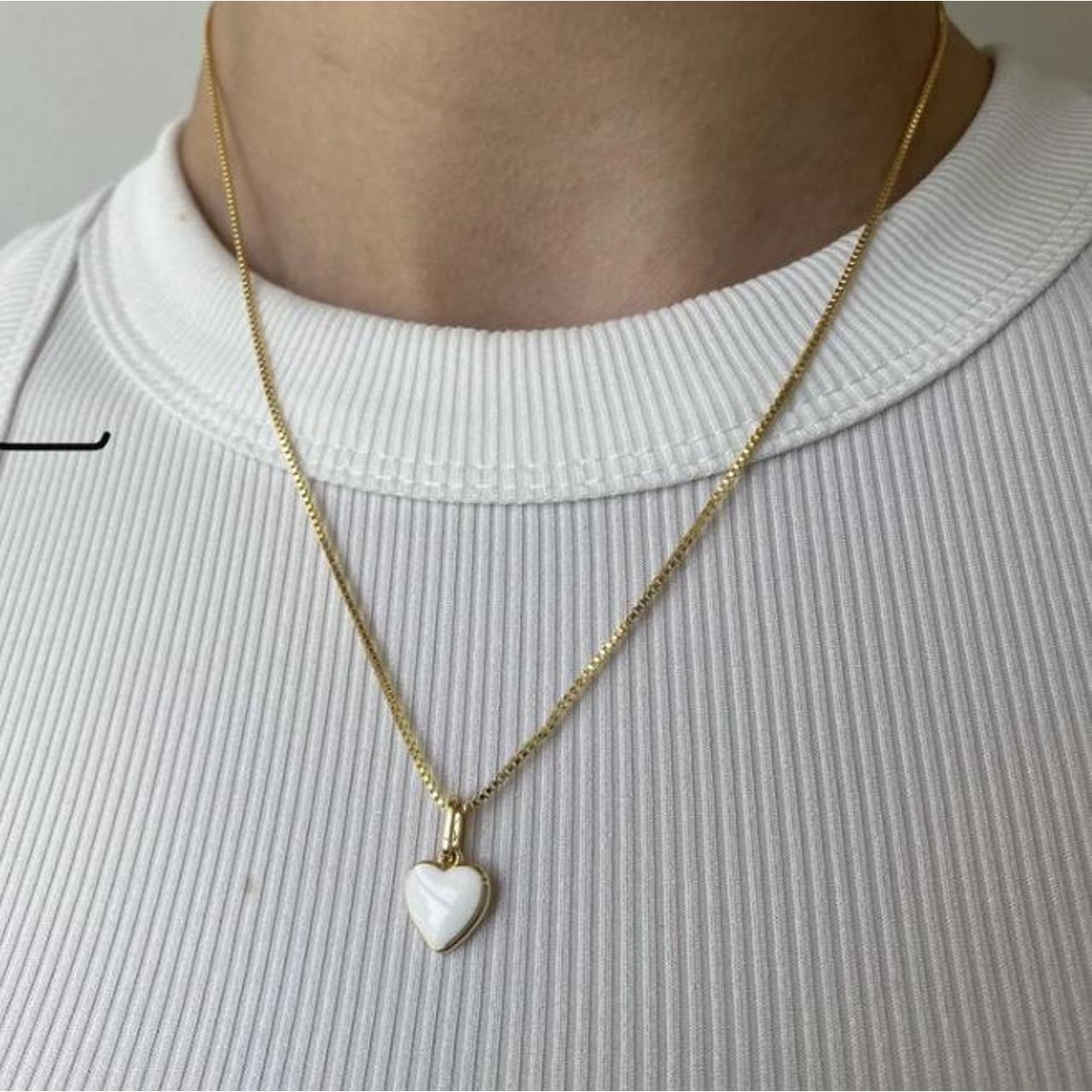 evry jewels snow love necklace worn once... Depop