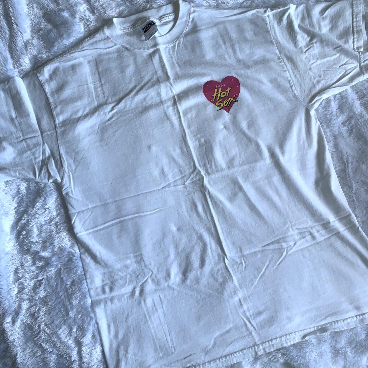 Free Us Shipping Y2k I Love Hot Sex Tshirt Okay Depop 