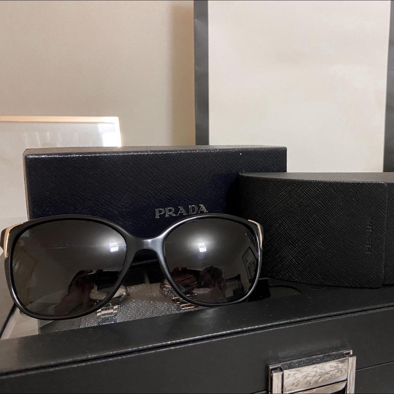 Popular prada glasses with case and box