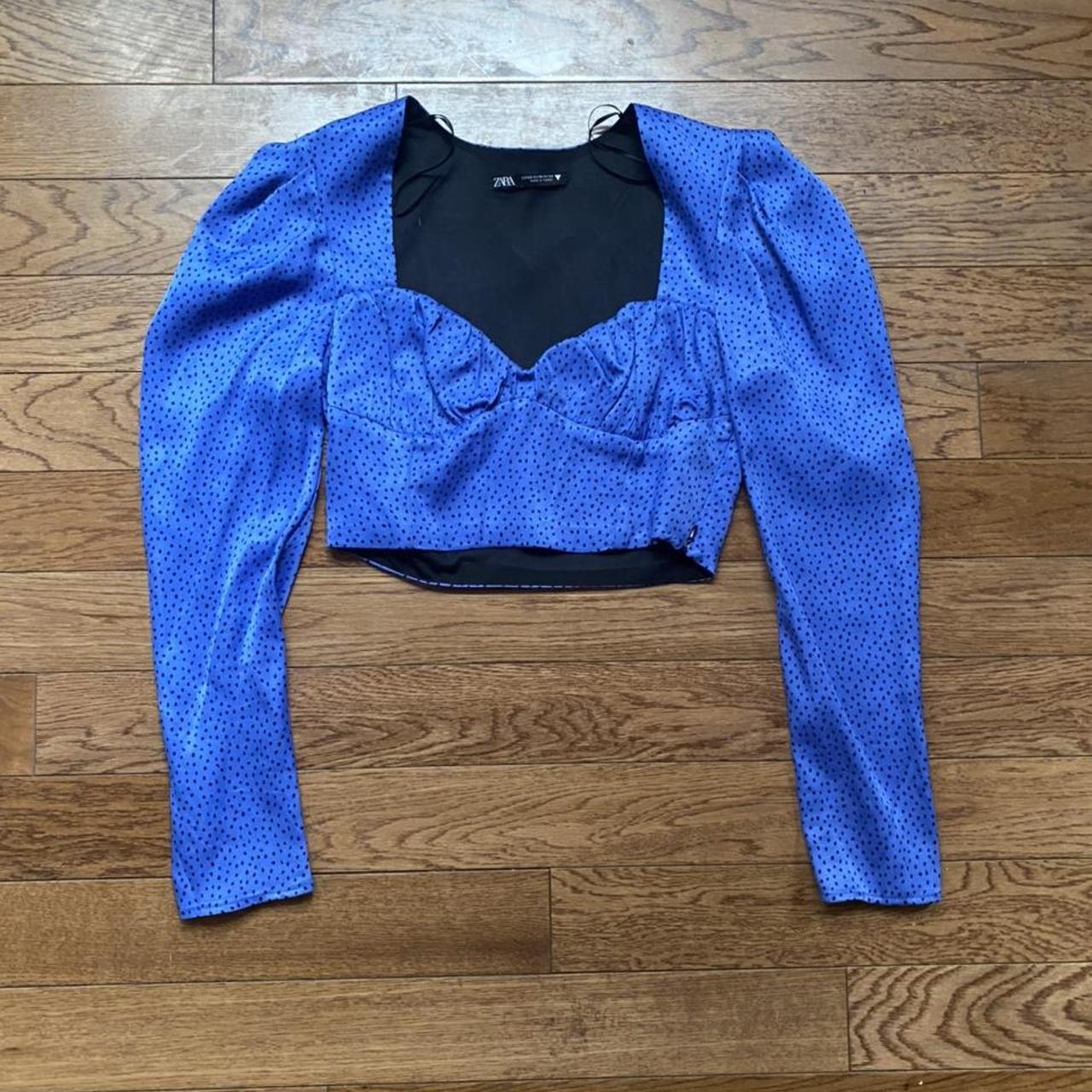 ZARA LONG SLEEVE CROP TOP Zara Black & Blue Polka... Depop
