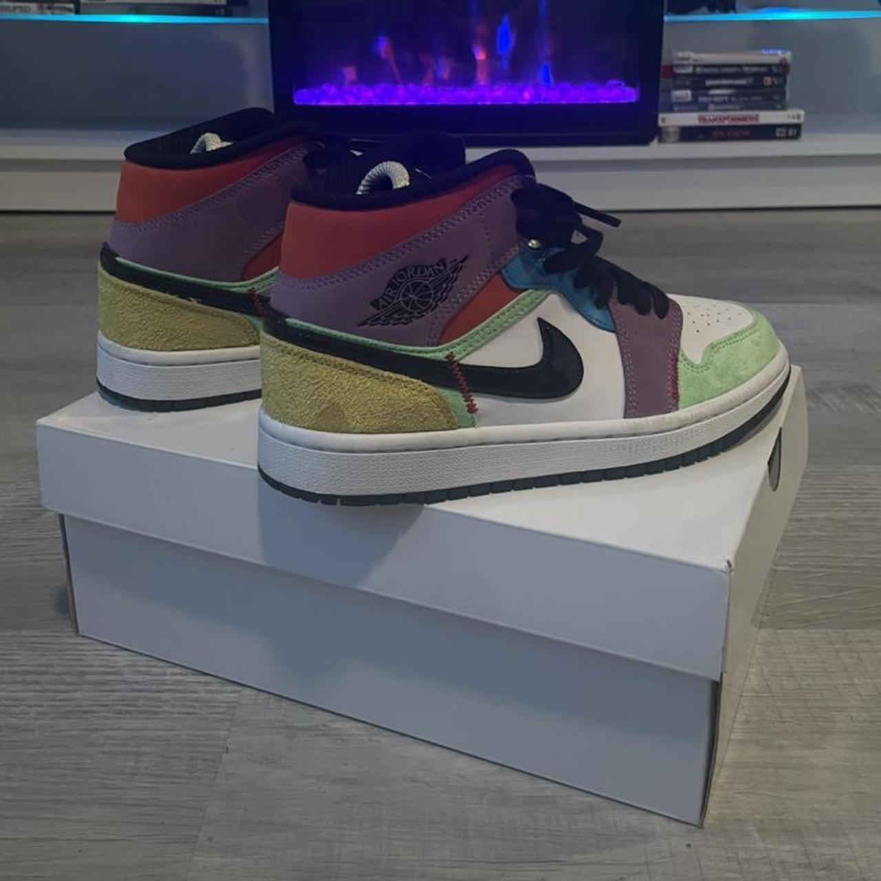 womens jordan 1 lightbulb