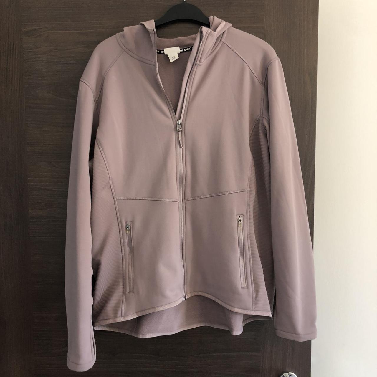 H&M Sports hoodie Fleece inner Only worn a handful... - Depop