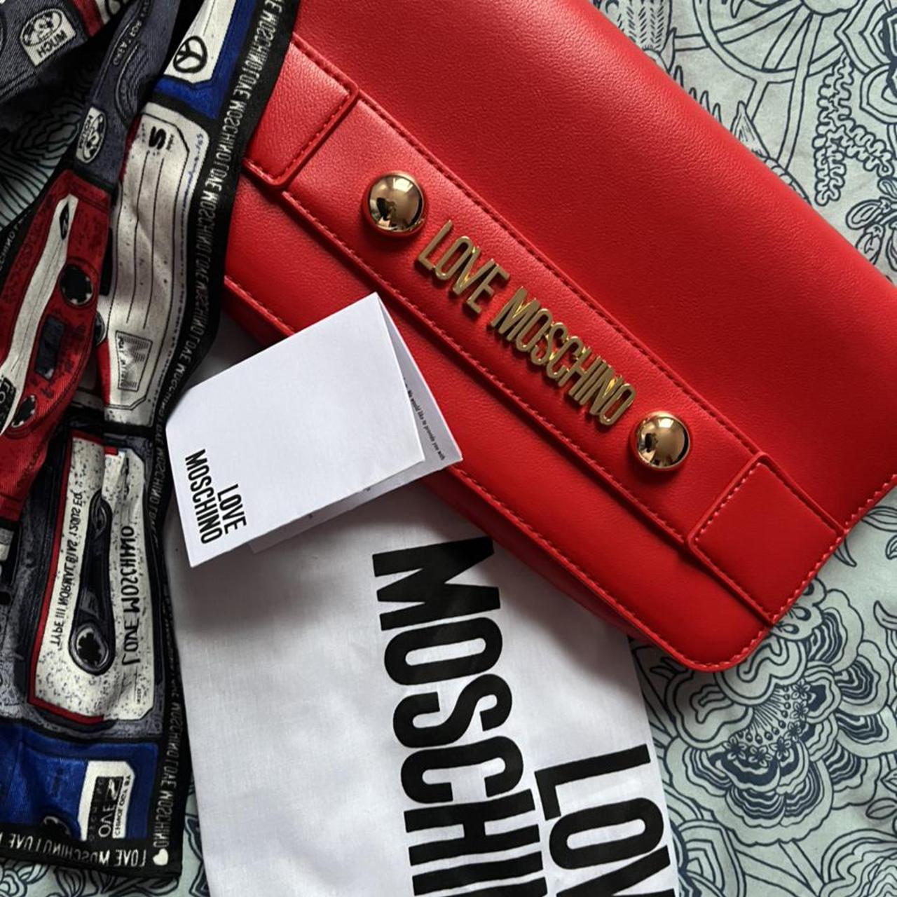 moschino bag used