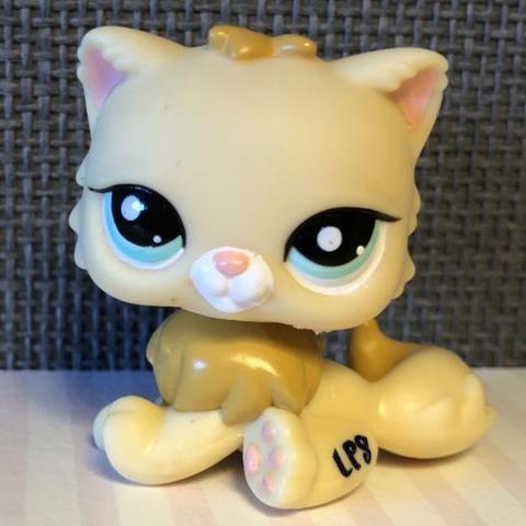 lps blonde cat