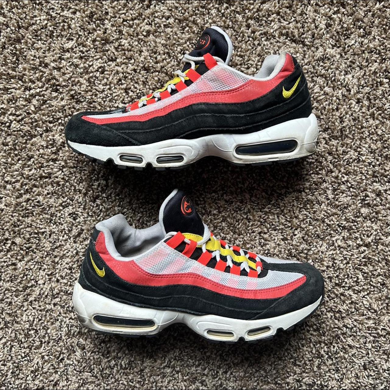 nike air max 95 black crimson yellow