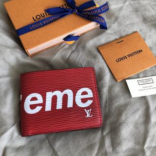 Louis Vuitton X Supreme wallet Lightly used but no - Depop