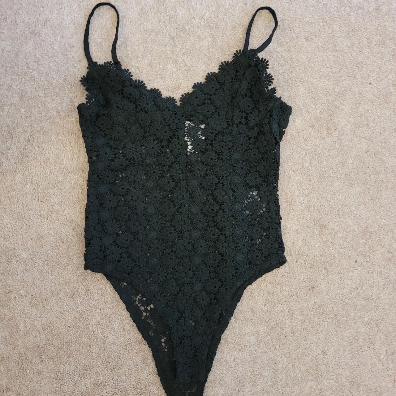 H&M Women's Bodysuit Depop