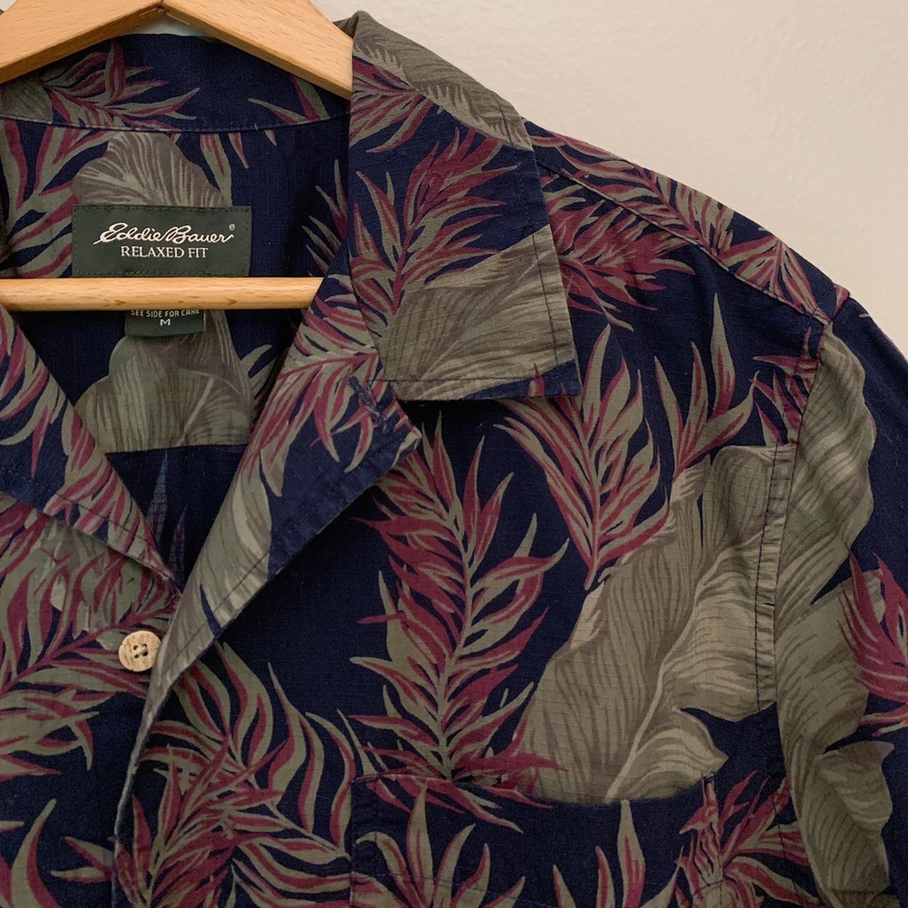 *FREE SHIPPING* Men’s Eddie Bauer Patterned Short... Depop